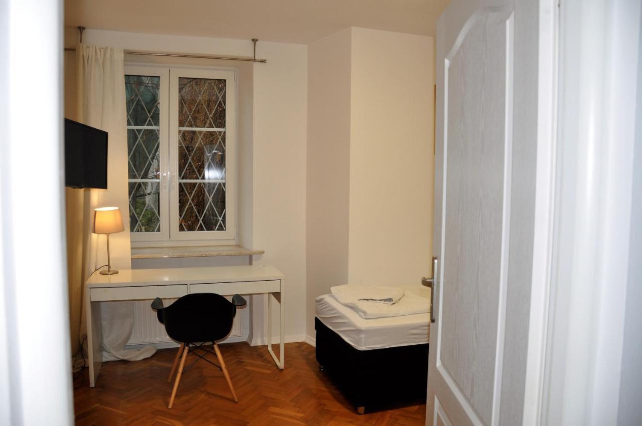 Prudentia Apartments Brzozowa Warschau Buitenkant foto